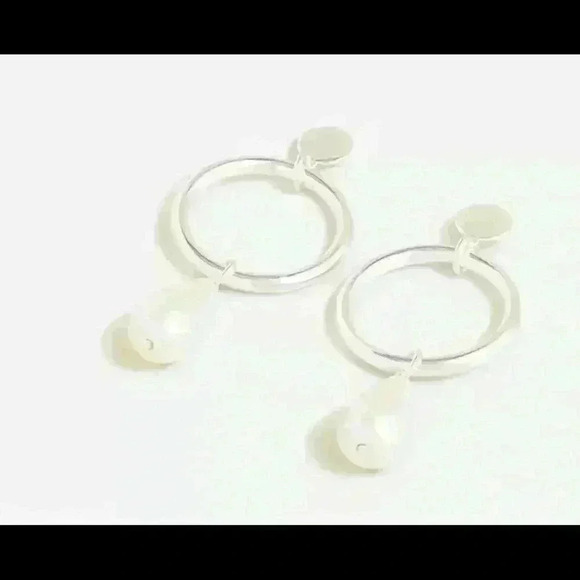 J Crew Pearl Statement Earrings - Picture 3 of 3